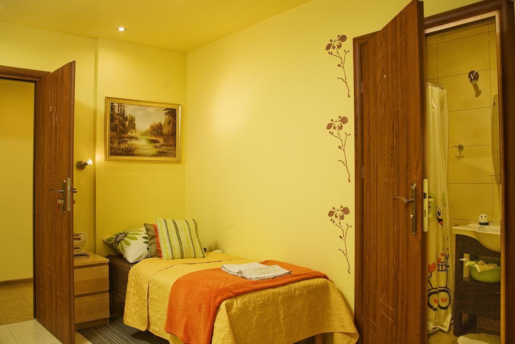 Medison Family Boutique B&B Kielce Bilik gambar